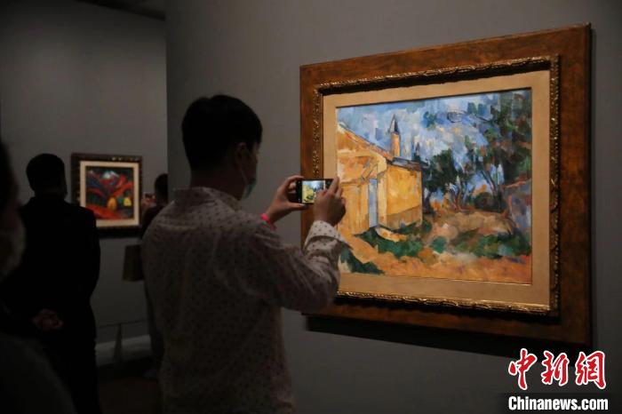 “現代藝術100年——意大利國家現當代美術館珍藏”藝術大展。　張亨偉 攝