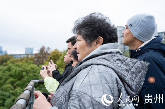 遠眺觀山湖公園。人民網 陽茜攝