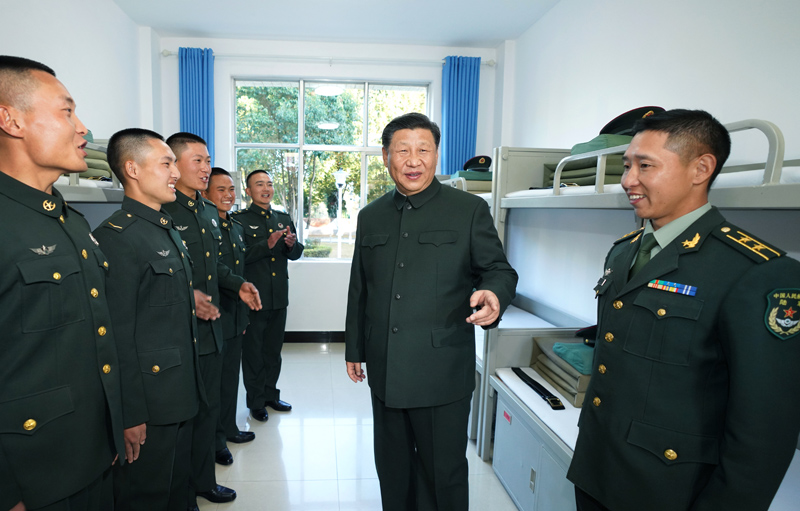 2020年1月19日，習(xí)近平主席視察駐云南部隊(duì)，深入邊防一線，看望慰問官兵。