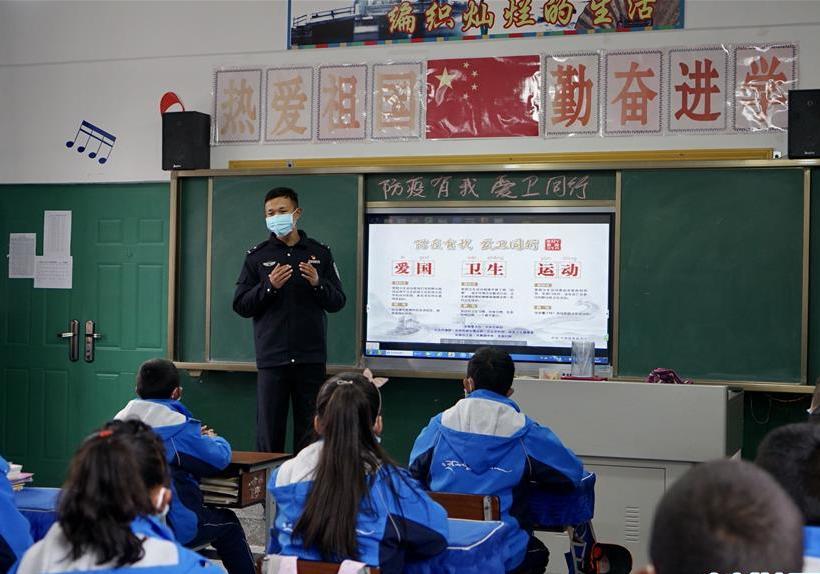 （發新華網西藏頻道）（圖文互動）“防疫有我 愛衛同行”——日喀則邊境管理支隊開展愛國衛生活動
