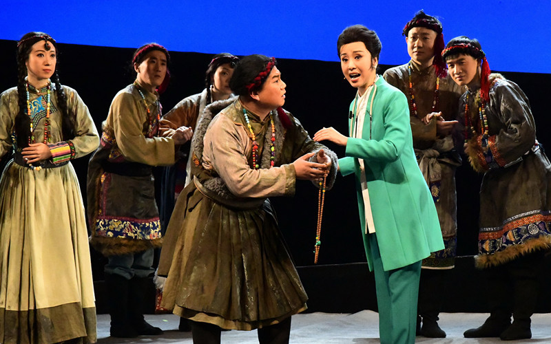 3、這是在全國地方戲演出中心所演出的評(píng)劇《藏地彩虹》劇照（唐召明2020年12月22日攝）_副本.jpg