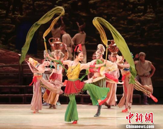 經典舞劇《大夢敦煌》走進甘南藏鄉
