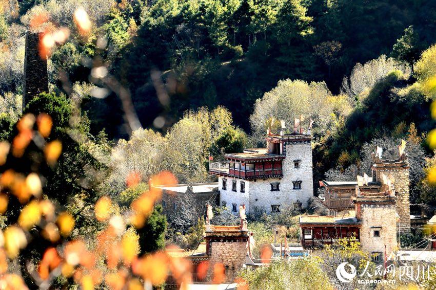 丹巴美景。李永安攝
